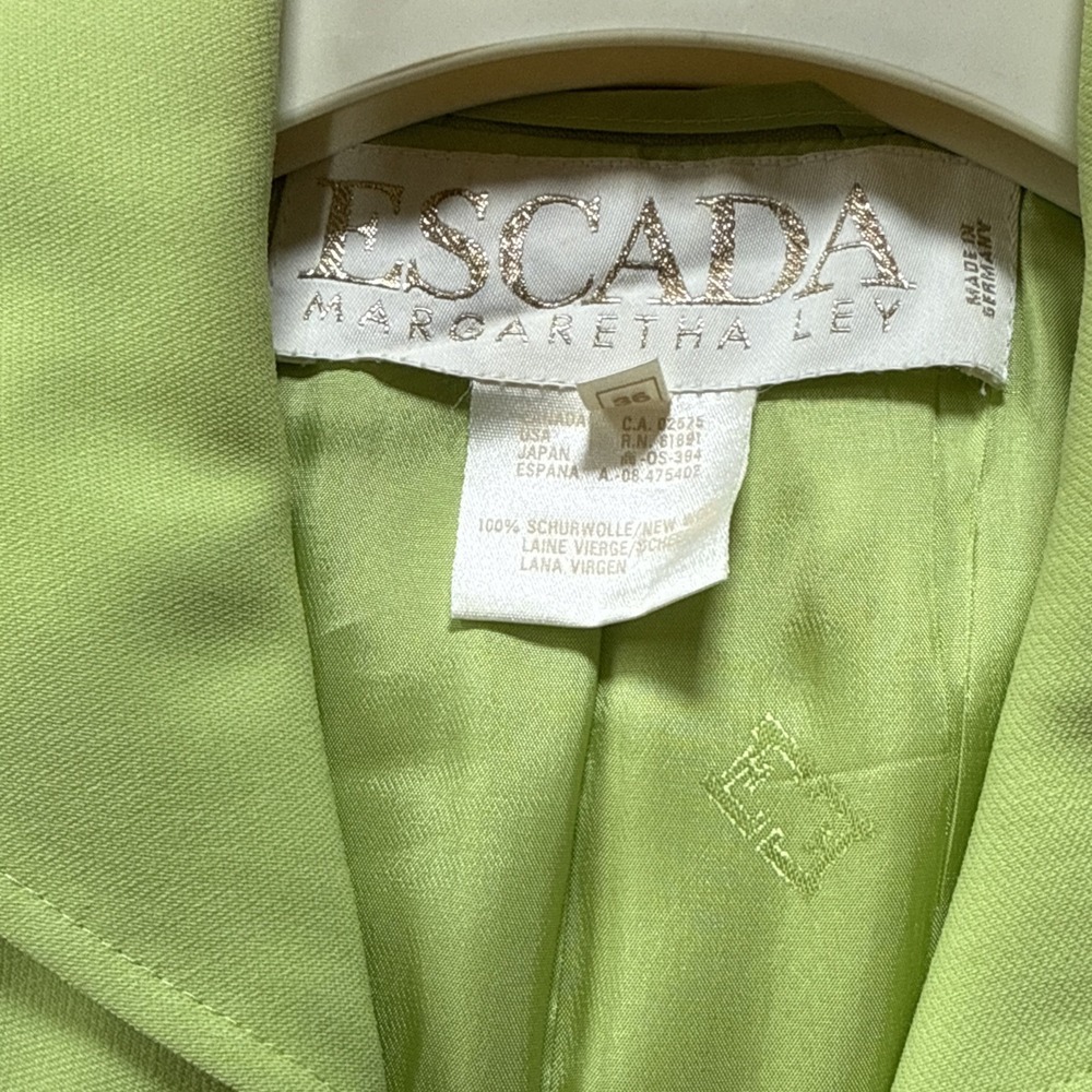 Escada Vintage Green Tweed Skirt Suit Set Confetti Tweed Knit Sz 36 - Picture 3 of 16